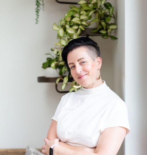 Image of Rowenna, hypnotherapy and NLP coaching London and online