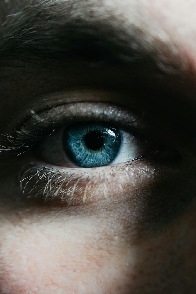 Close up image of an eye, IEMT & EMDR therapy London with Rowenna